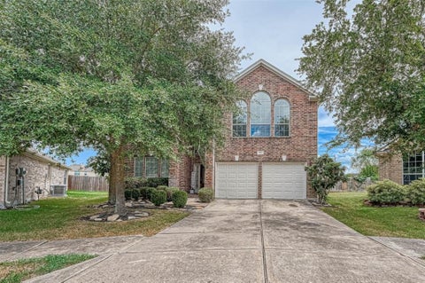 Homes For Sale - 19703 Lily Pad Lane<br/> Richmond, TX 77407