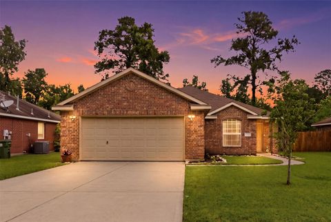 Photo of 516 Lovers Lane, Dayton, TX 77535 (MLS # 62534635)