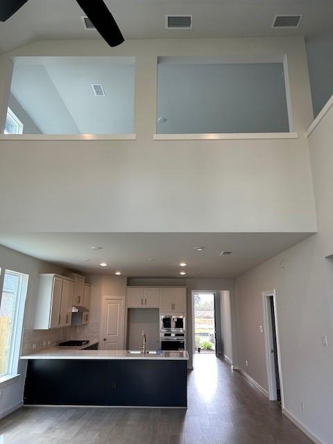 10935 Middle Ridge Drive