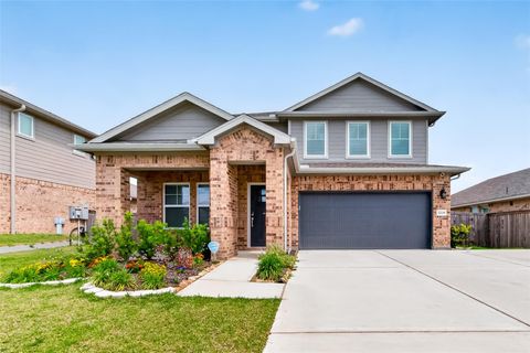 Photo of 12119 Rushing Ridge Dr Dr, Baytown, TX 77523 (MLS # 91122313)