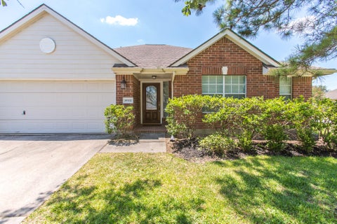 Photo of 19702 Fawns Crossing Drive, Tomball, TX 77375 (MLS # 26006686)