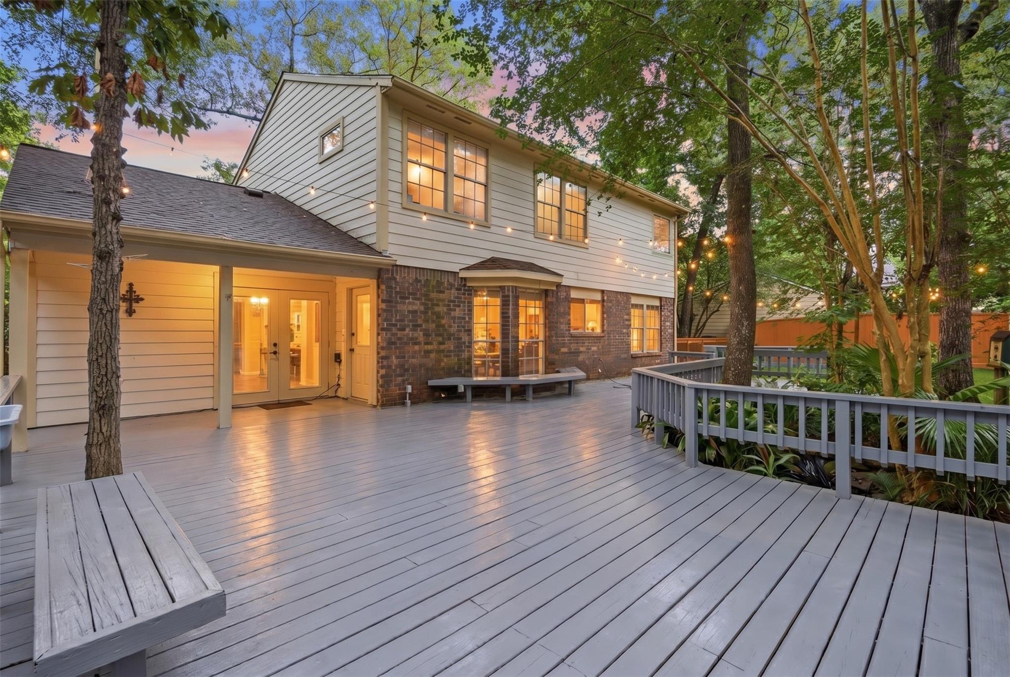 16 Lullwater Place