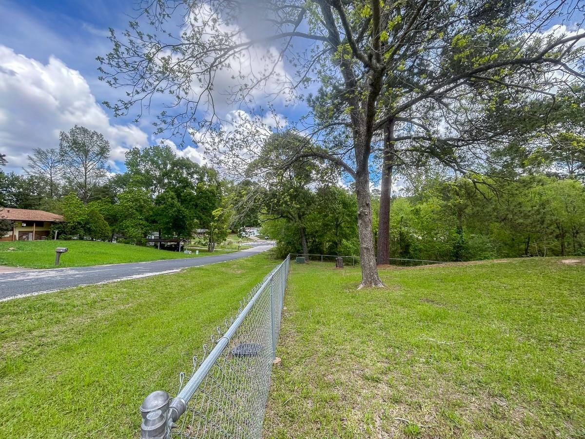 3221 Kingston Drive