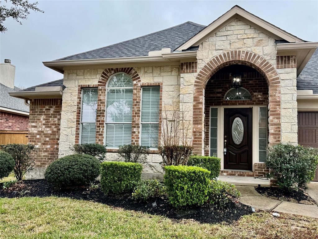 Photo of 21424 Quail Point Ln Ln, Montgomery, TX 77365 (MLS # 83656556)