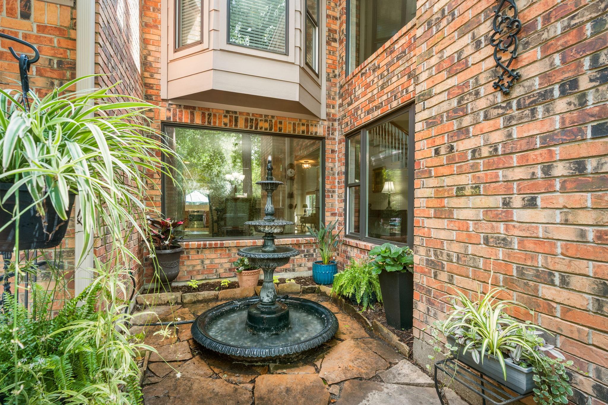18 Golden Sunset Circle