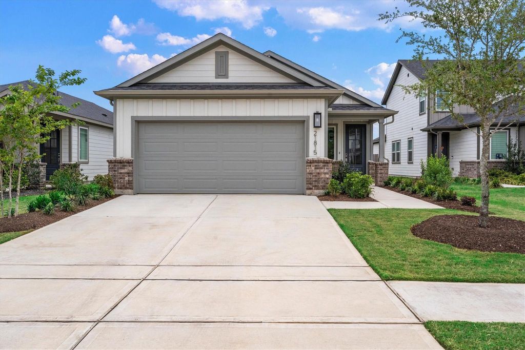 Photo of 21815 White Bellflower Lane, Cypress, TX 77433 (MLS # 79929929)