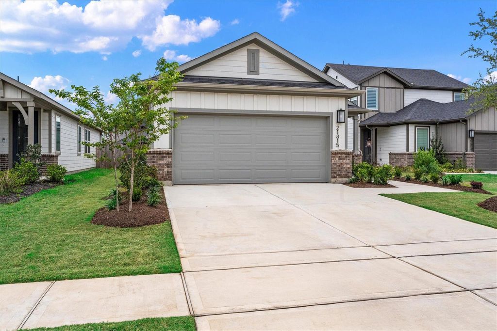 Photo of 21815 White Bellflower Lane, Cypress, TX 77433 (MLS # 79929929)