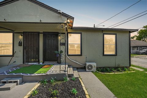 Photo of 3705 Bremond Street #1, Houston, TX 77004 (MLS # 87527593)