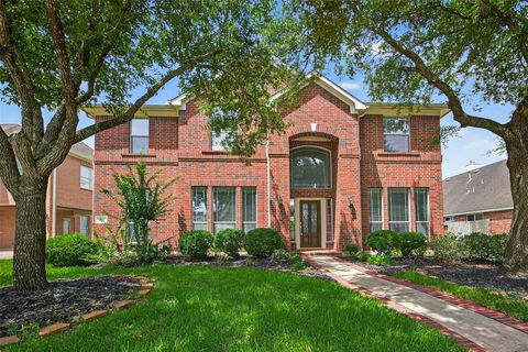 Photo of 11711 Summer Brook Court, Pearland, TX 77584 (MLS # 80062344)