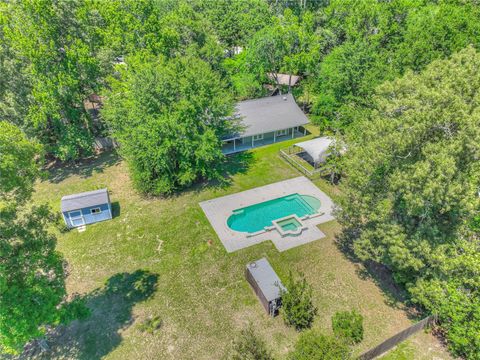 Photo of 641 Red Clover, Livingston, TX 77351 (MLS # 32062091)