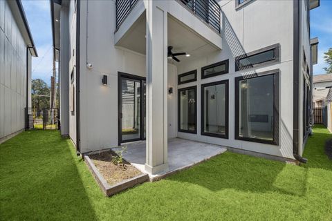 Tiny photo for 2321 Tuam Street, Houston, TX 77004 (MLS # 98816350)