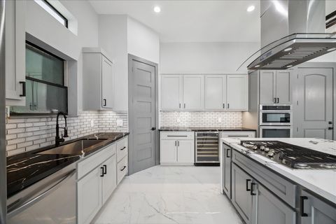 Tiny photo for 2321 Tuam Street, Houston, TX 77004 (MLS # 98816350)