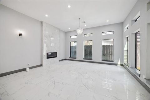 Tiny photo for 2321 Tuam Street, Houston, TX 77004 (MLS # 98816350)