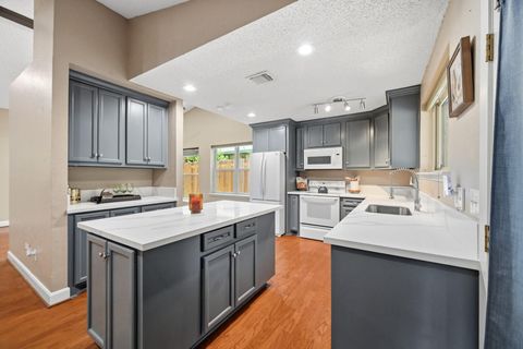 Photo of 17511 Favor Bend Court, Humble, TX 77396 (MLS # 96331706)