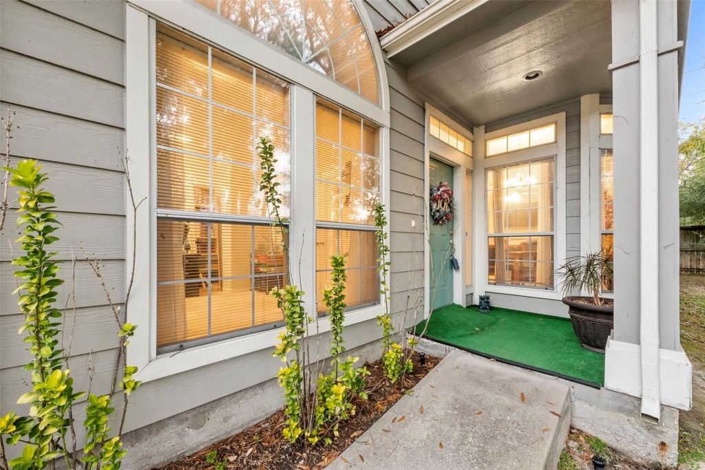 Photo of 2334 Everest Way, Houston, TX 77339 (MLS # 66855133)