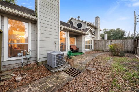 Tiny photo for 2334 Everest Way, Houston, TX 77339 (MLS # 66855133)