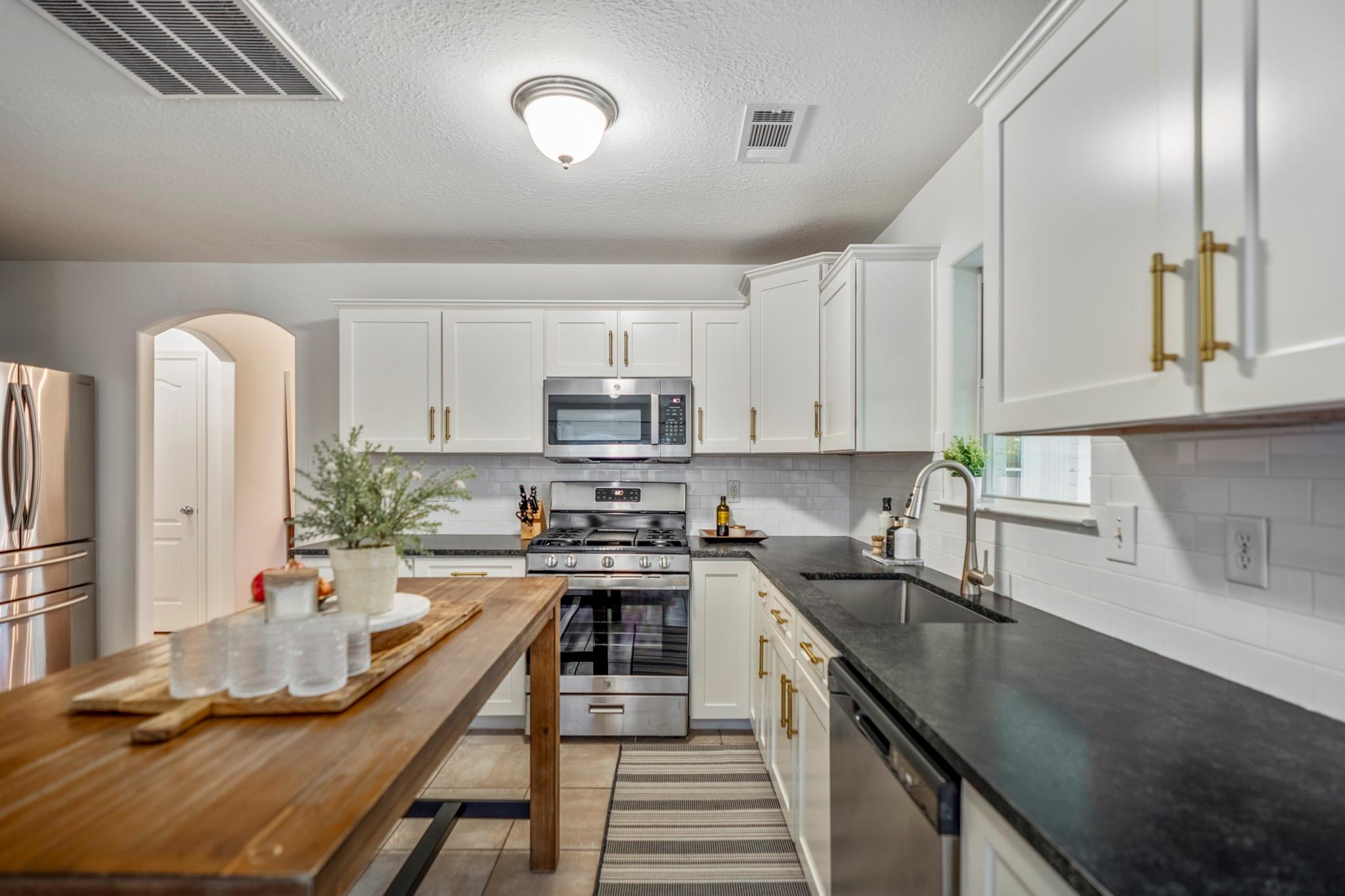 12944 Point Aquarius Boulevard