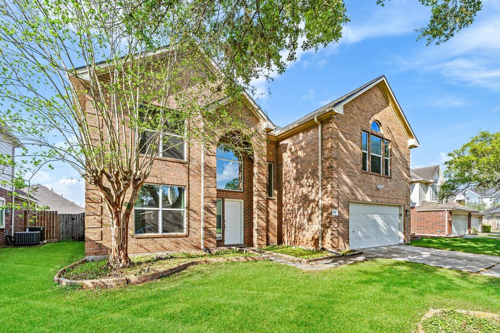 Photo of 15218 Hidden Hollow Lane, Sugar Land, TX 77498 (MLS # 38528135)