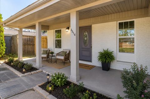 Photo of 3514 Mattye Maye Unit Drive, Pasadena, TX 77503 (MLS # 51981243)