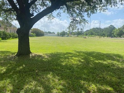 Photo of 13484 Jbk Memorial Drive, Willis, TX 77318 (MLS # 92028555)