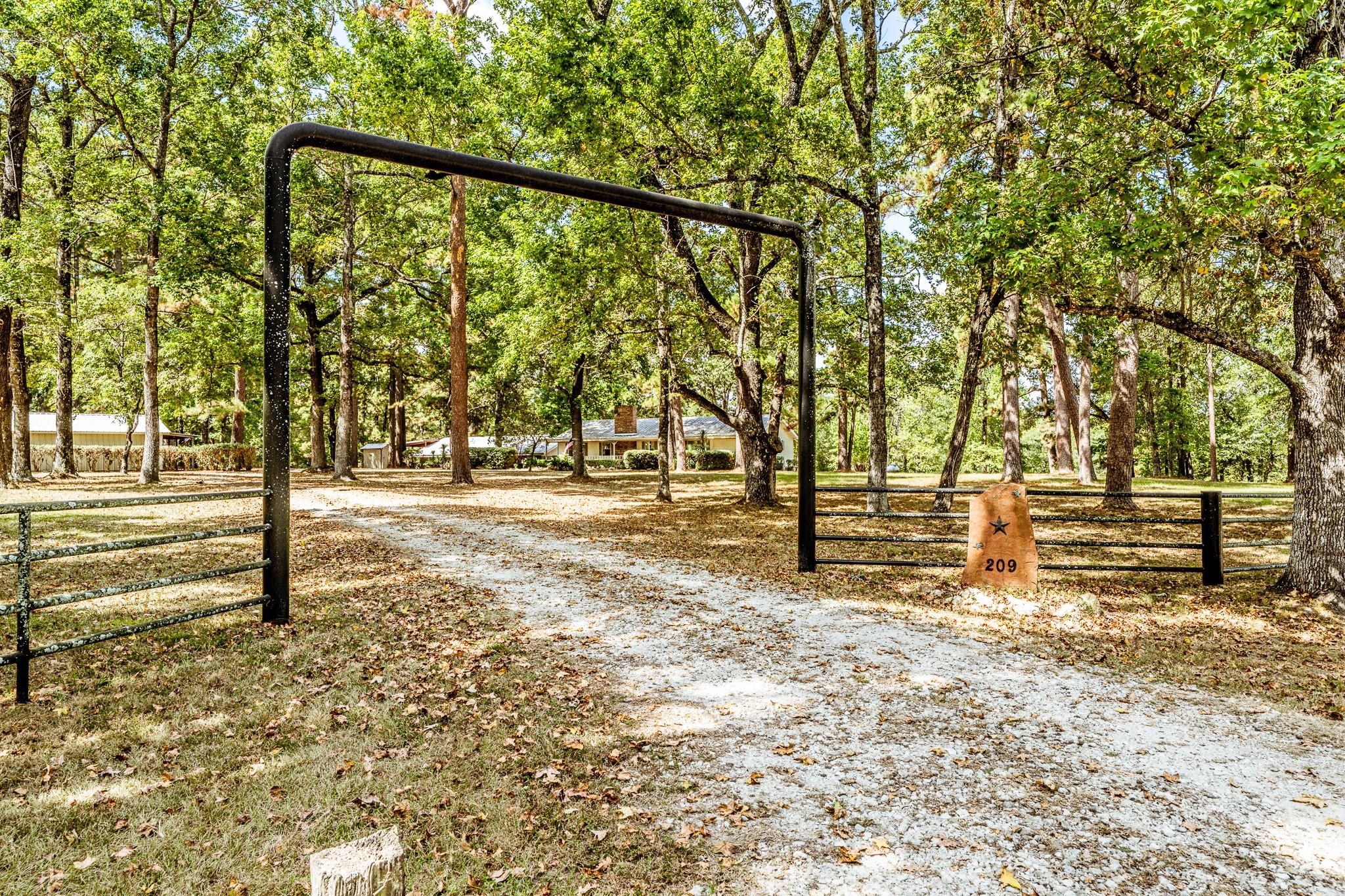 209 Raven Wood Street