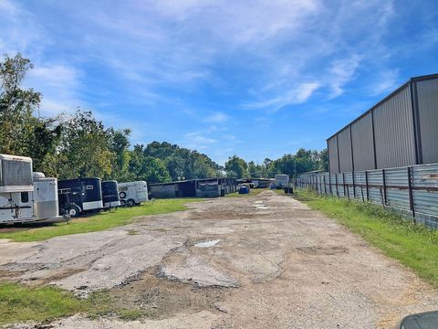 Photo of 12623 Ann Louise Road, Houston, TX 77086 (MLS # 23832873)