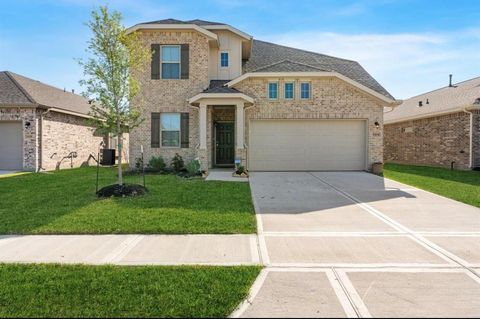 Photo of 8434 Beacon Bay Circle, Baytown, TX 77523 (MLS # 68866960)