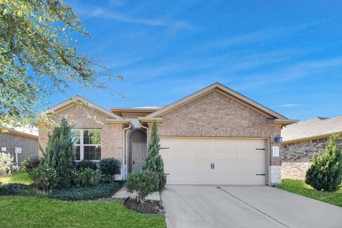 Homes For Sale - 11351 Dawn Beach Lane<br/> Conroe, TX 77304