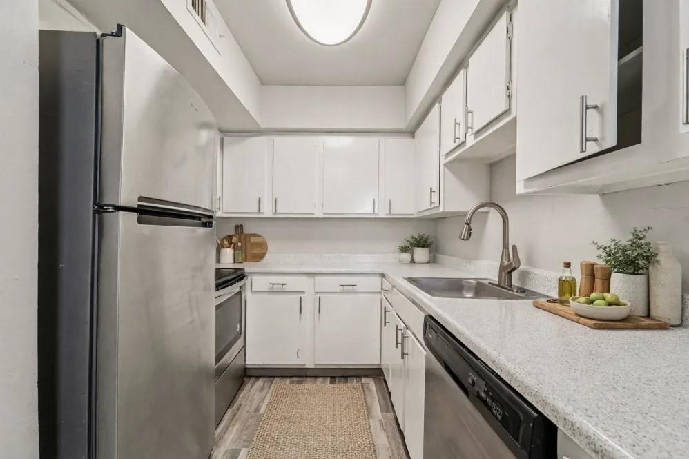 2815 Greenridge Drive 2-149