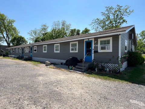 Photo of 2405 Franklin Street, Beaumont, TX 77701 (MLS # 84930588)