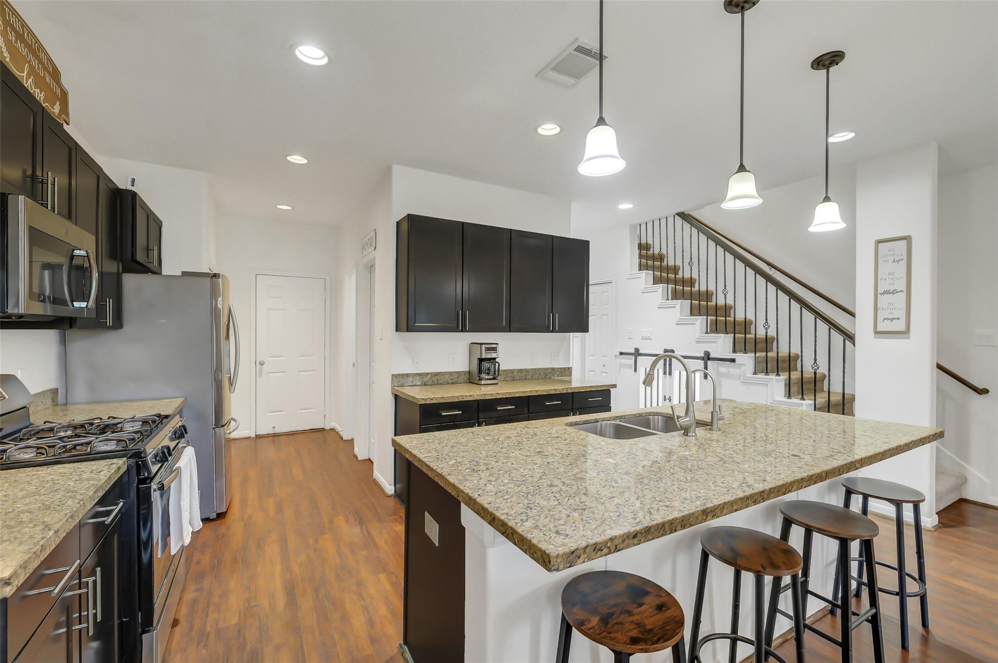 17112 Wilthorne Colony Court
