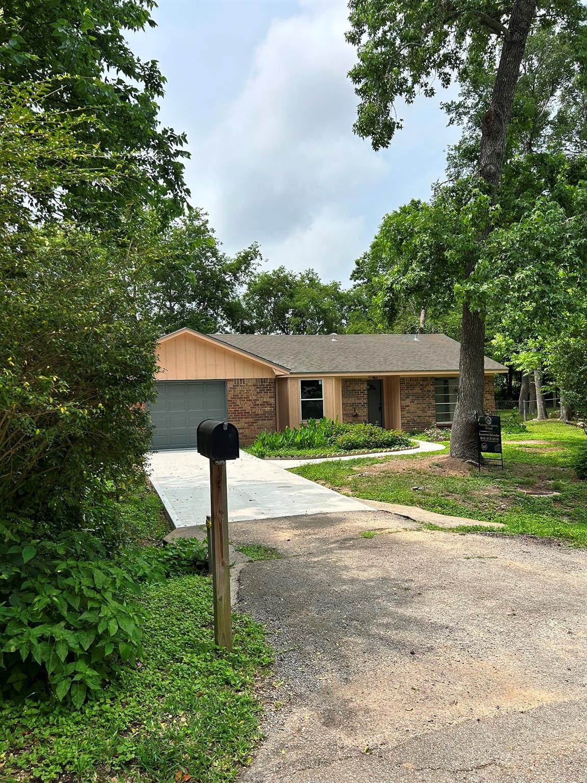 230 W Willwood Drive