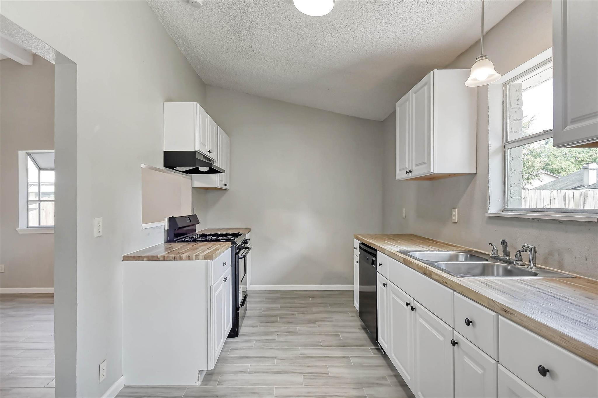 20126 Dawn Mist Drive