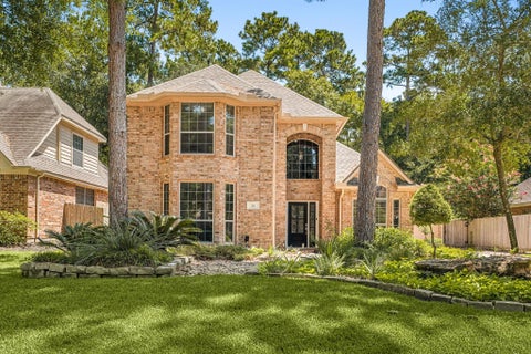 Photo of 26 Cinnamon Teal Place, The Woodlands, TX 77382 (MLS # 28651570)