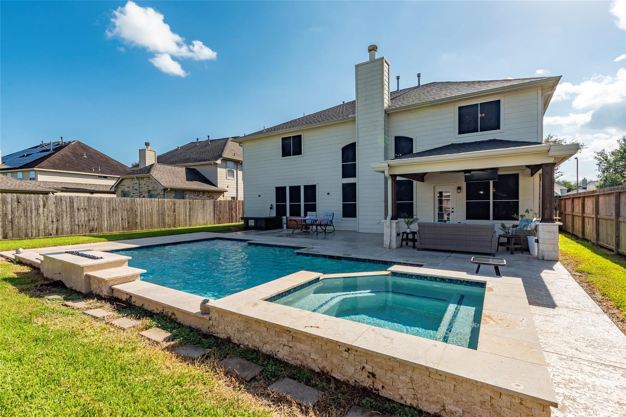 413 Willow Pointe Drive
