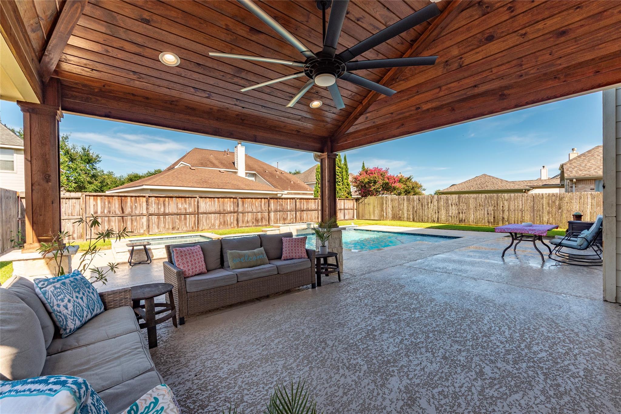 413 Willow Pointe Drive
