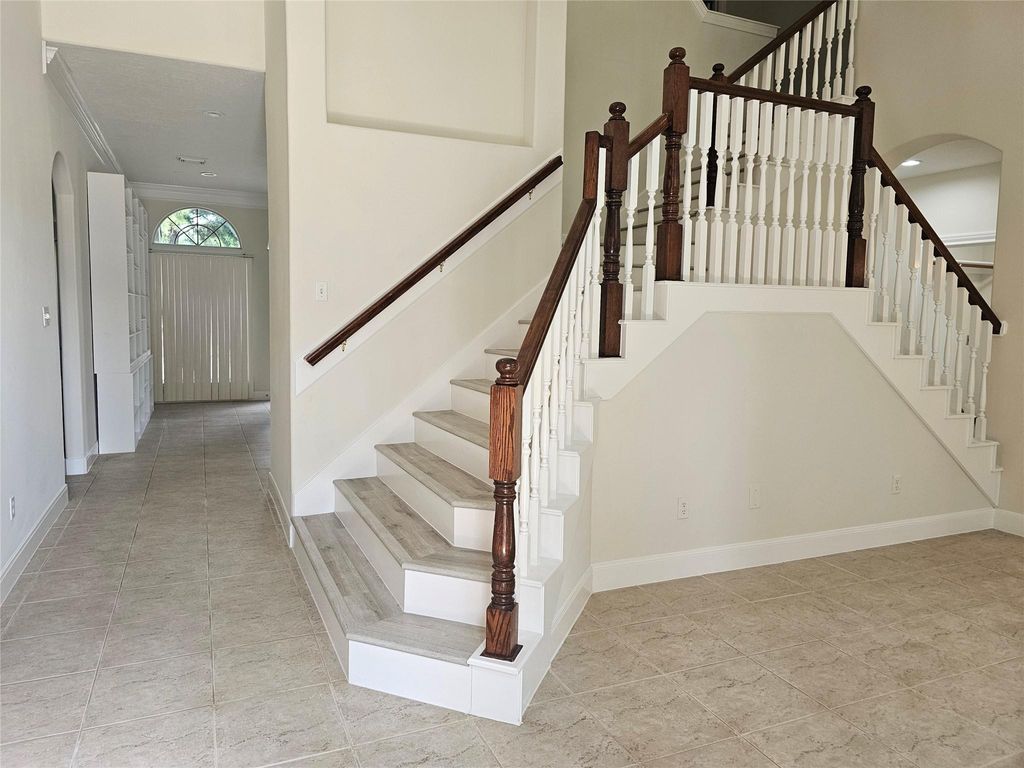 Photo of 12503 Rosewood Way Lane, Houston, TX 77041 (MLS # 11176257)