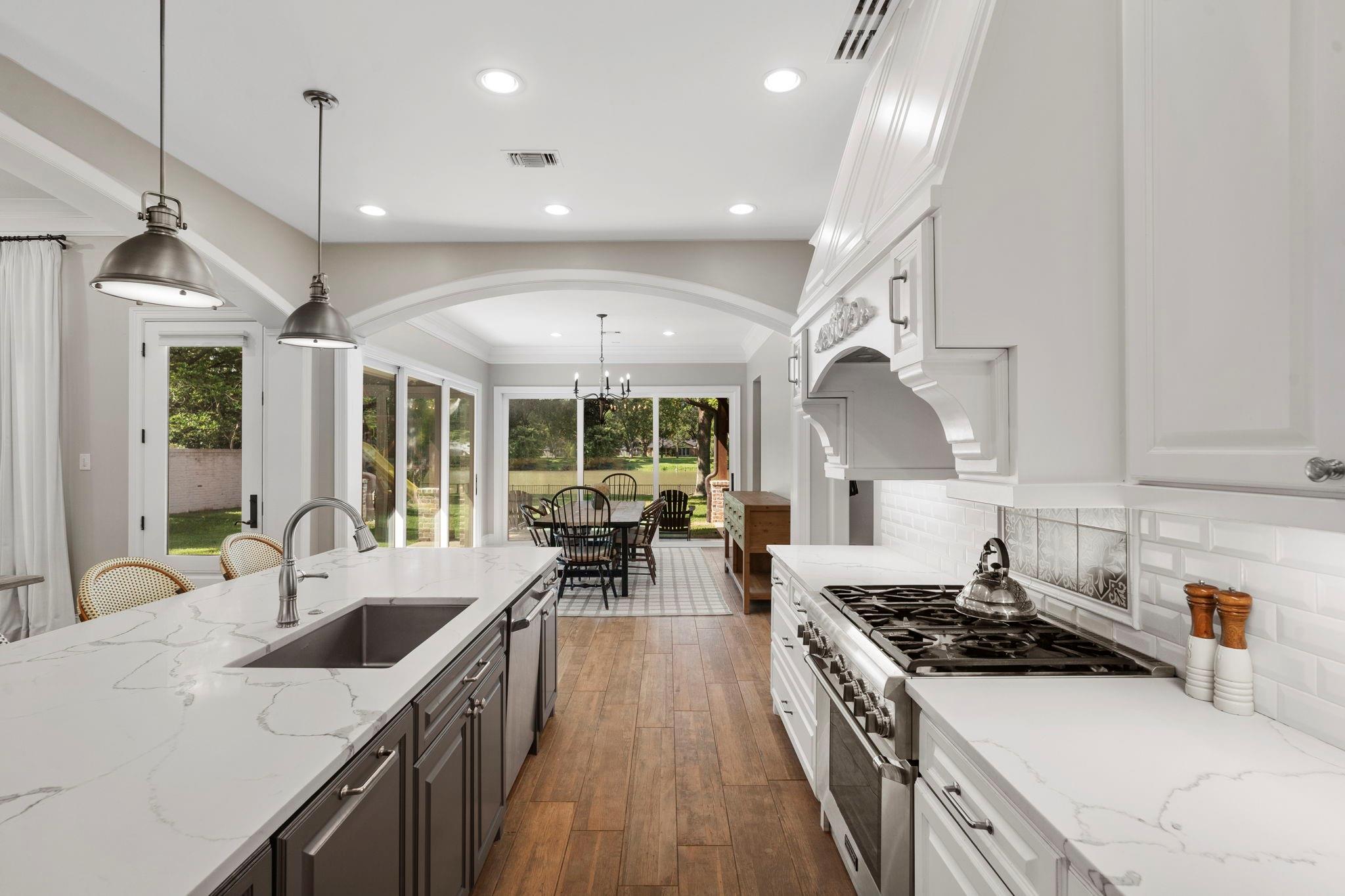 706 Oyster Creek Drive