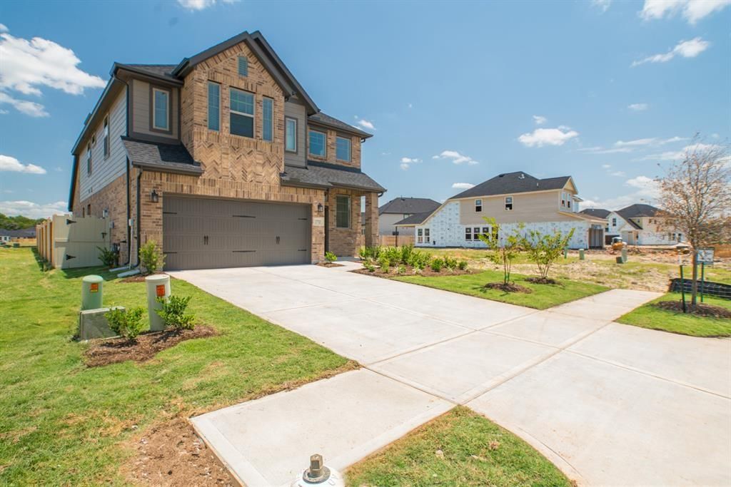 Photo of 17723 Tree Of Heaven, Conroe, TX 77385 (MLS # 84771532)