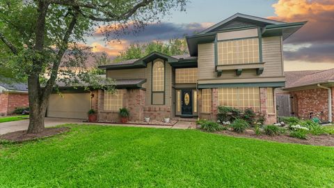 Photo of 9915 Gold Cup Way, Houston, TX 77065 (MLS # 92926021)