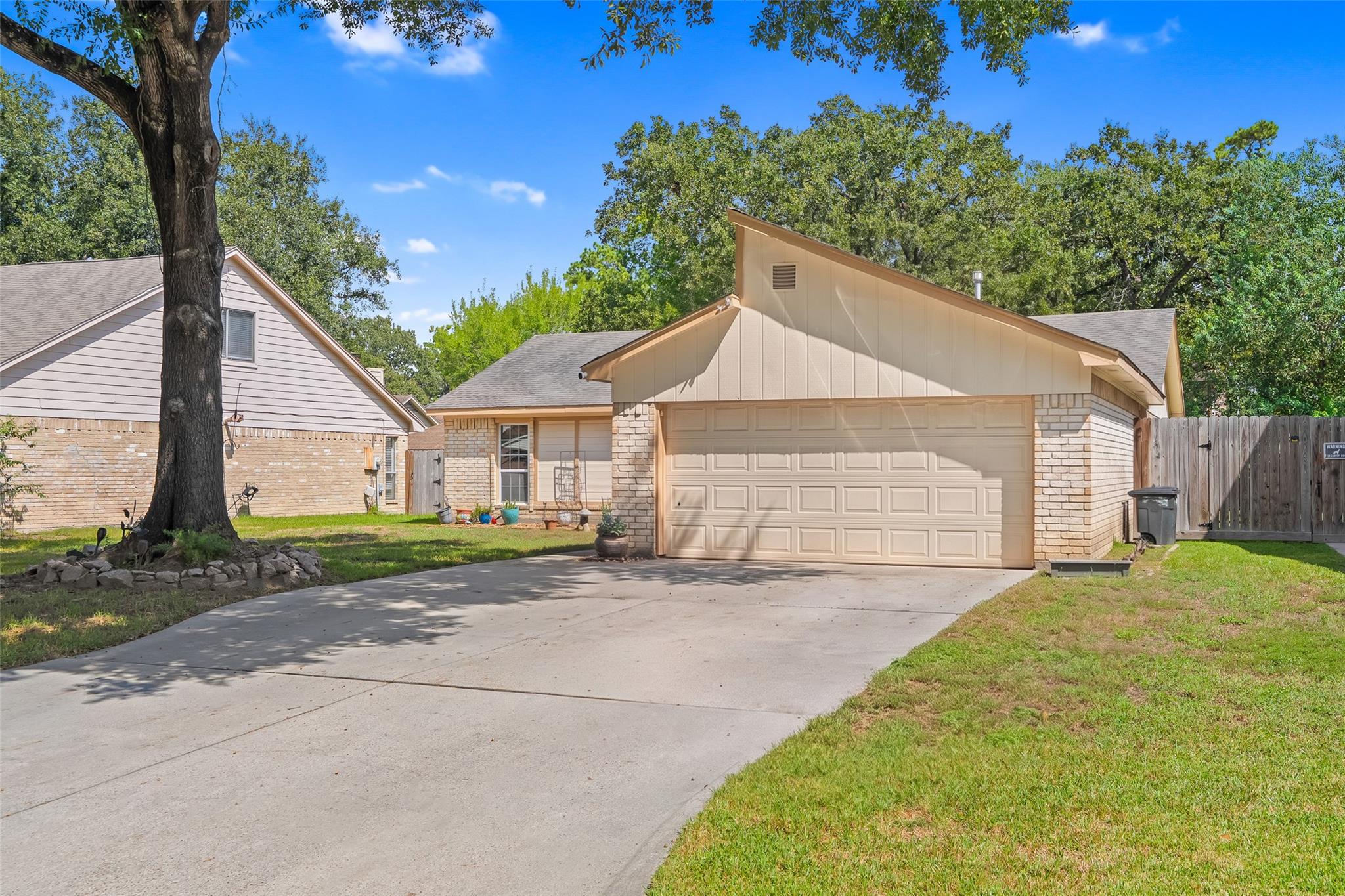 25806 Old Carriage Lane