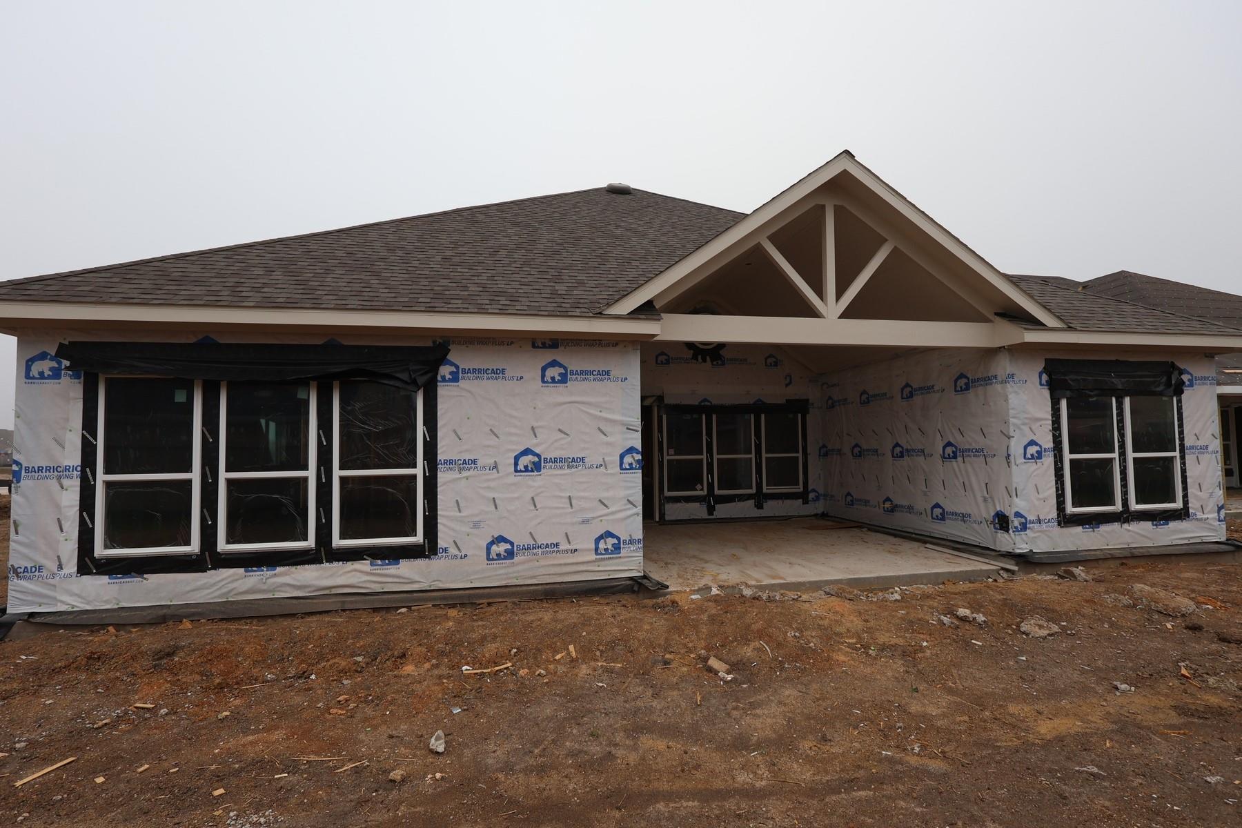 1822 S Wildflower Drive