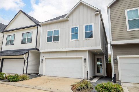 Photo of 6708 Parker Grove Lane, Houston, TX 77076 (MLS # 57016941)