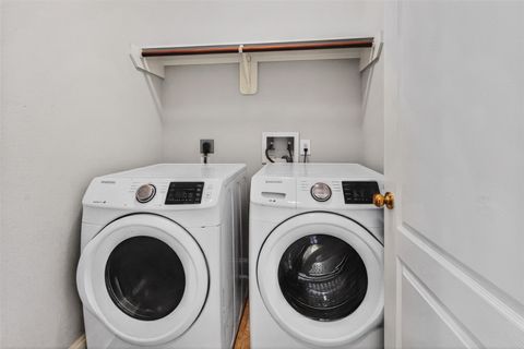 Tiny photo for 13835 Bentpath Drive, Houston, TX 77014 (MLS # 39500535)