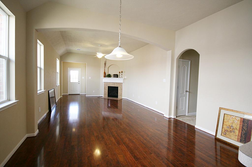 24547 Foxberry Glen