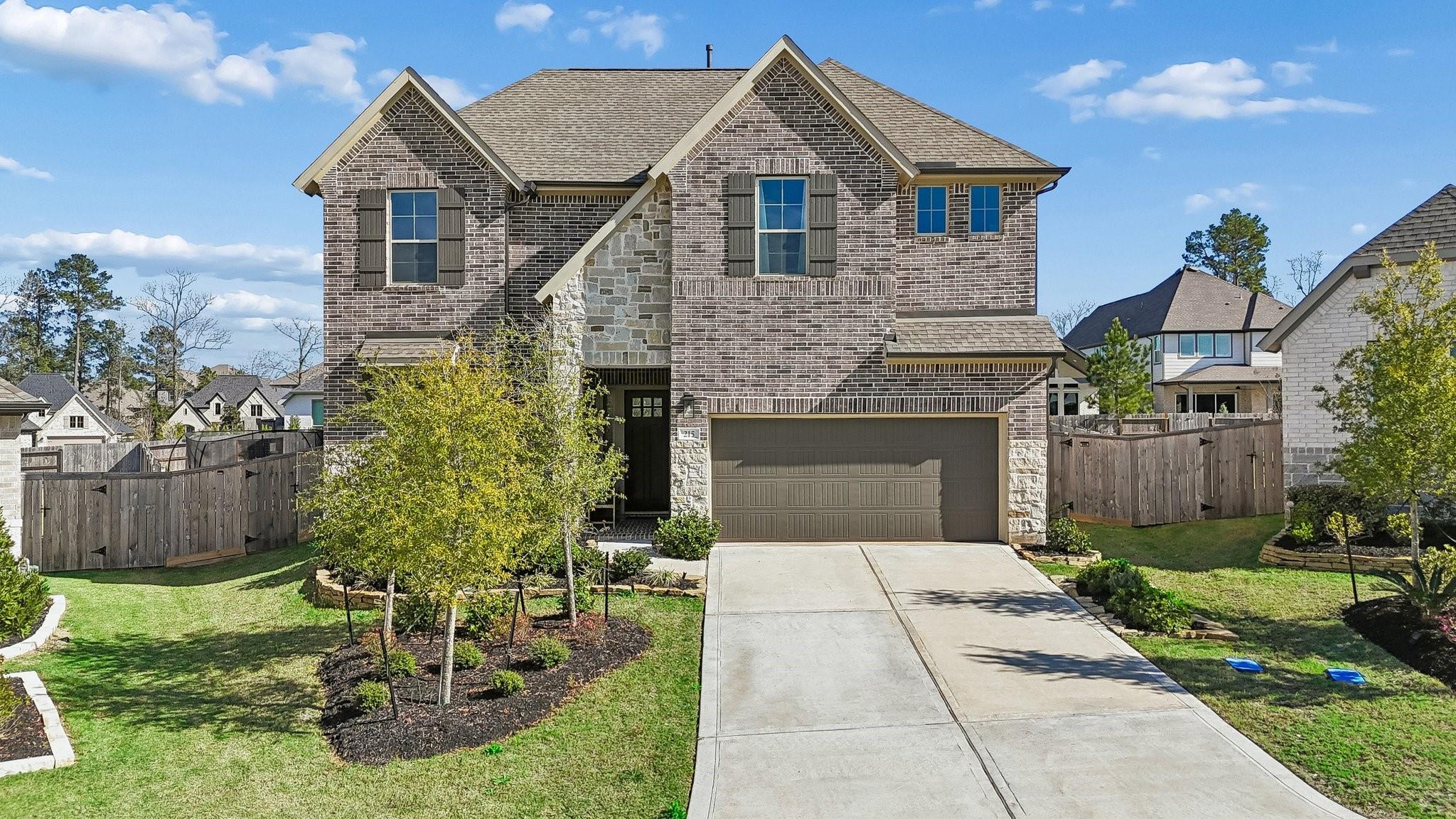 215 Nirnroot Court