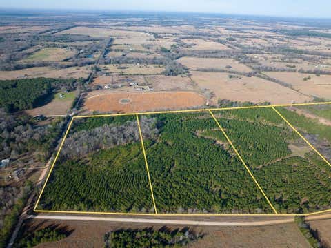 Photo of 6 County Road 4245, De Kalb, TX 75559 (MLS # 13397913)