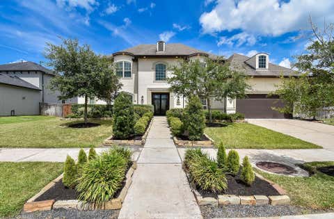 Tiny photo for 2106 Old Town Drive, Missouri City, TX 77459 (MLS # 94836713)