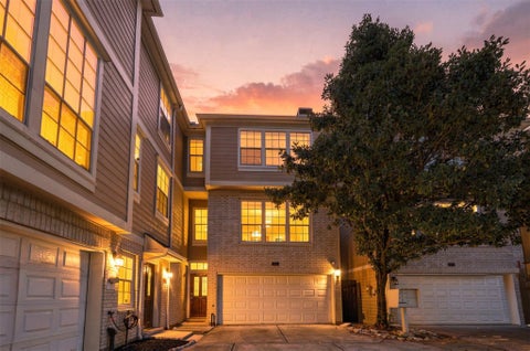 Photo of 832 Cohn Street, Houston, TX 77007 (MLS # 45717746)