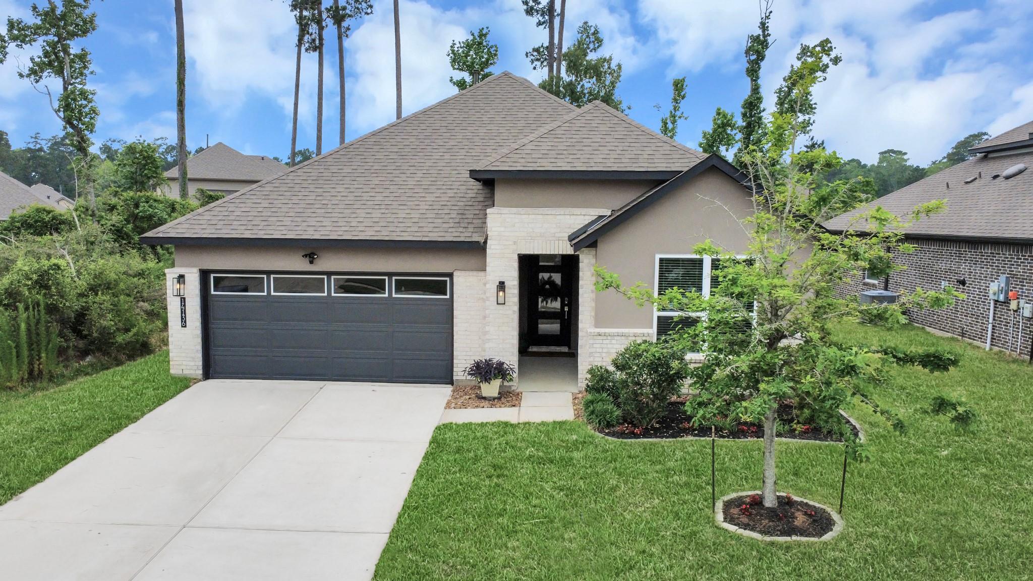 14136 Lake Lodge Drive